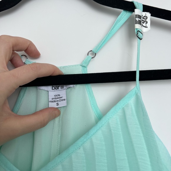Bar lll Summer dress size small - Picture 2 of 4